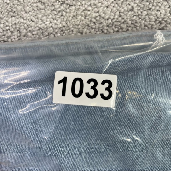 BCBGeneration Skater Straight Jeans 7/28 Light Wash Raw Hem Denim - Picture 12 of 12